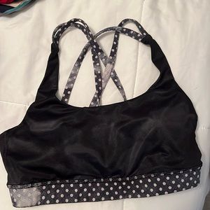 Lululemon sports bra